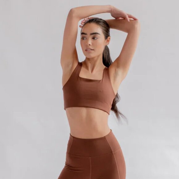 Girlfriend Collective Cropped Sports Bra - Picture 4 of 5